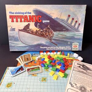 Vintage 1976 The Sinking of the Titanic Ship Board Game Ideal Toys Complete